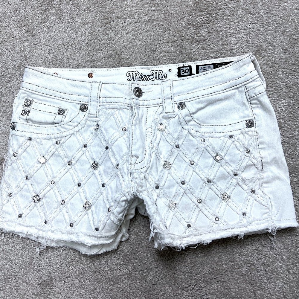 Miss Me Jean Shorts size 30 White Rhinestone Stud Bling Short Low Rise Womens Gr